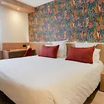 ホテル The Originals Boutique, Le Marmotel, 3*