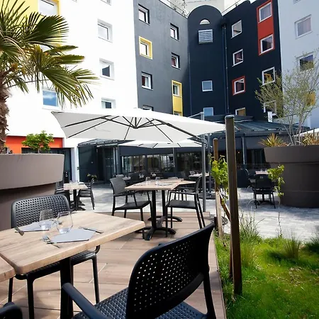 Comfort Saint Jacques 3*