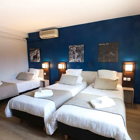 Comfort Saint Jacques 3*