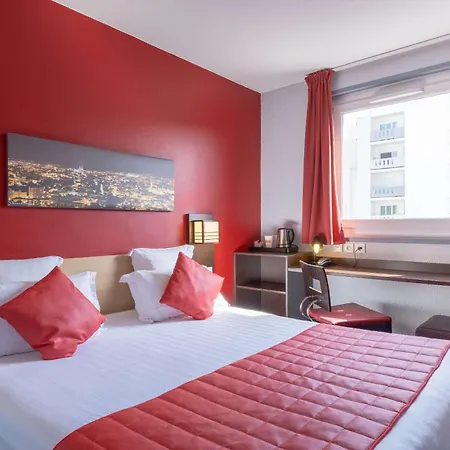 Comfort Saint Jacques Hotel