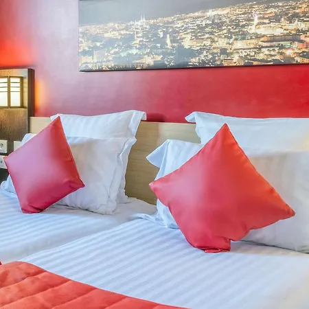 Comfort Saint Jacques Hotel 3*