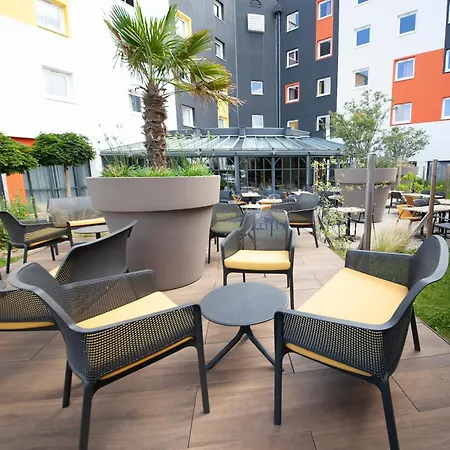 Hotel Comfort Saint Jacques 3*